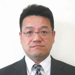 新社長に塚田専務